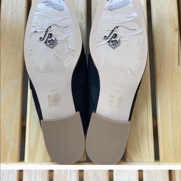 NWOT FREE PEOPLE Black At Ease Loafer Mule - Picture 3 of 5